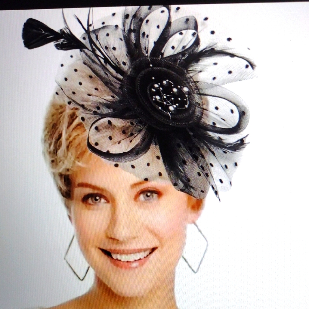 Vintage Black Fascinator Hat with Mesh, Floral Accents & Detachable Hairclip
